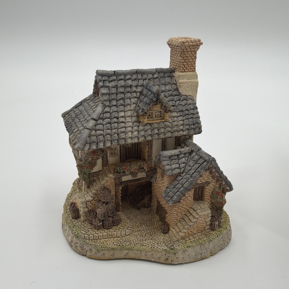 "Coopers Cottage" David Winter Cottages 1985 by David Winter‎